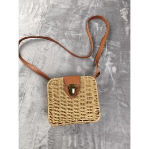 Woven Straw Crossbody Bag Boho Cottagecore Leather Strap Summer